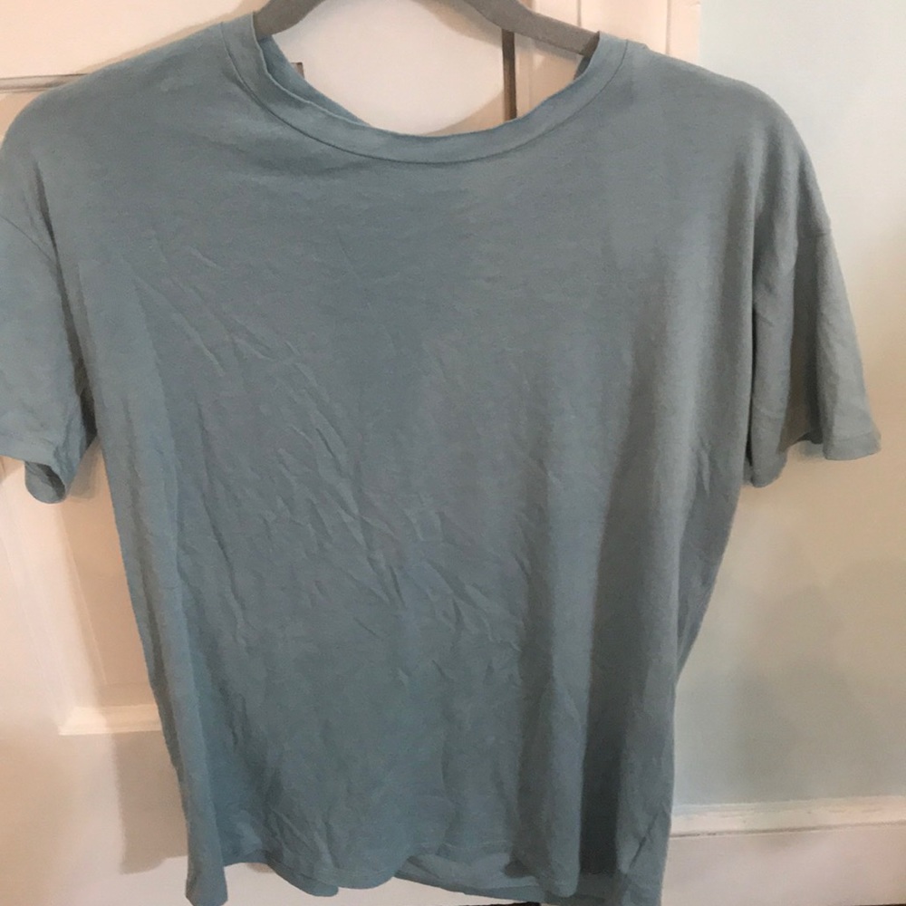 american eagle tshirt
